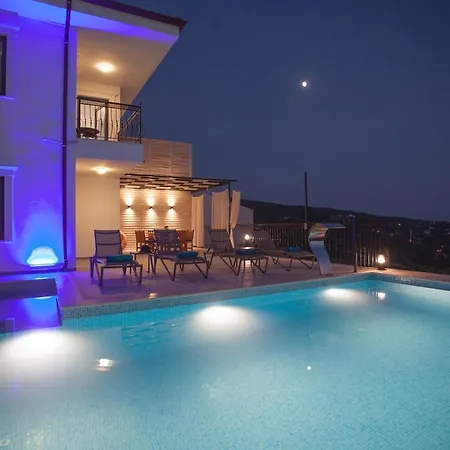 Villa Mansa *