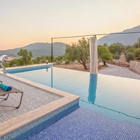 Mansa Kaş
